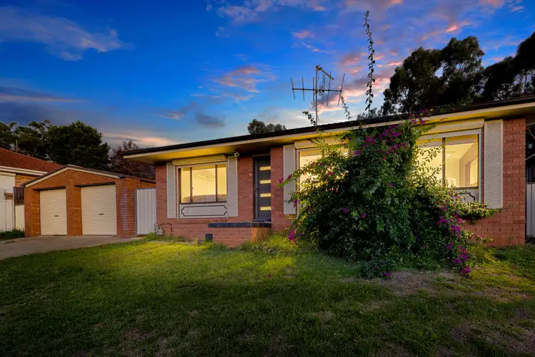16 Peridot Close