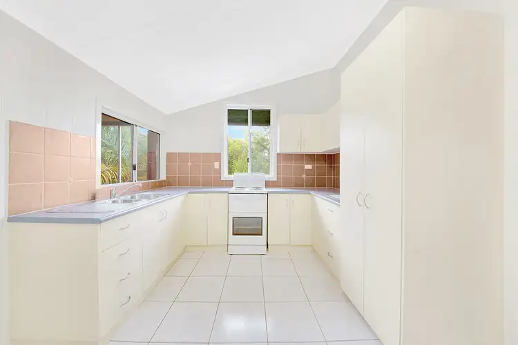 Sixth view of Homely block of units listing, 36a Kent Street, West Gladstone QLD 4680