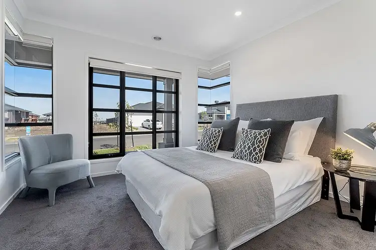 Fourth view of Homely house listing, 32 Liewah Circuit, Craigieburn VIC 3064