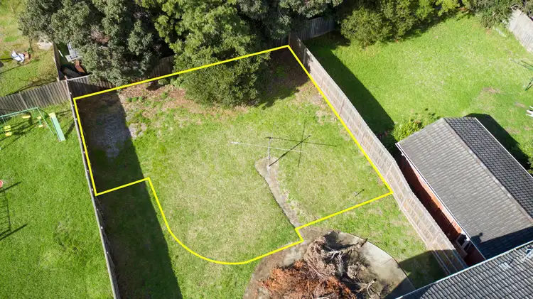 2/35 Longleaf Street, Frankston North VIC 3200