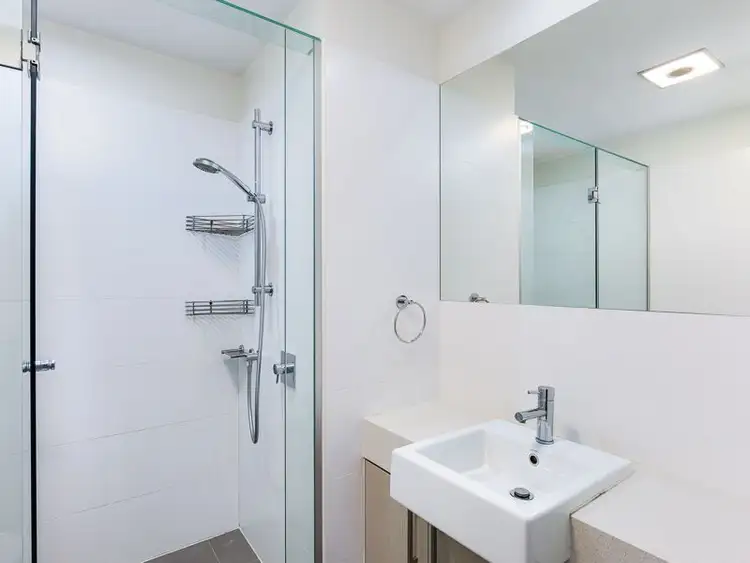 Seventh view of Homely townhouse listing, 3/12 Palm Square, Morningside QLD 4170