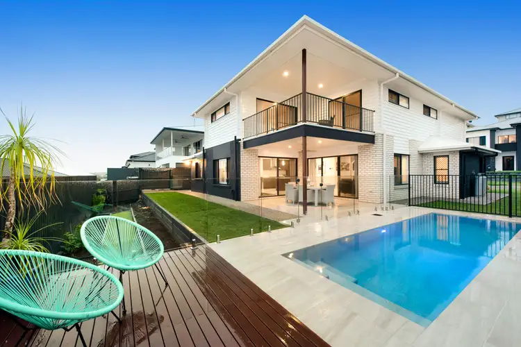 Main view of Homely house listing, 8 Southview Crescent, Carindale QLD 4152