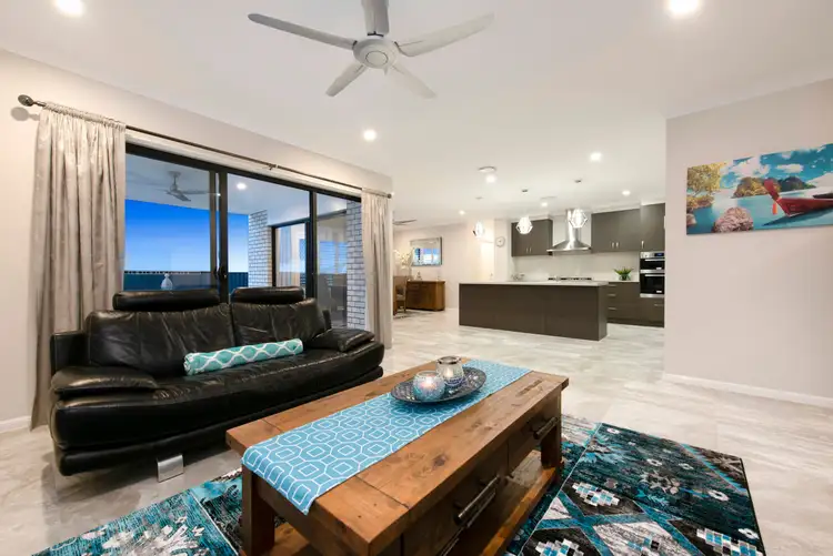 Second view of Homely house listing, 8 Southview Crescent, Carindale QLD 4152