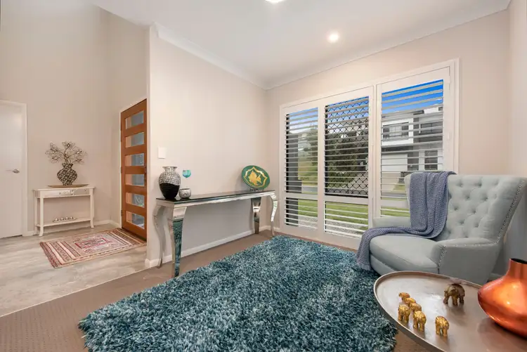 Sixth view of Homely house listing, 8 Southview Crescent, Carindale QLD 4152