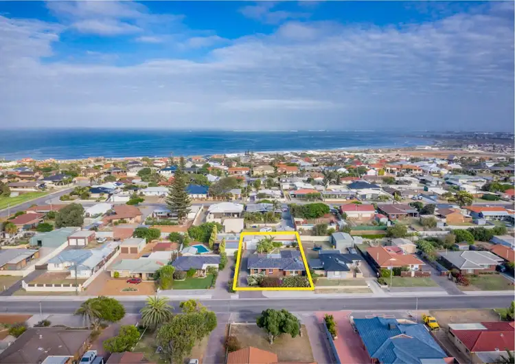 24 Paringa Street, Mount Tarcoola WA 6530