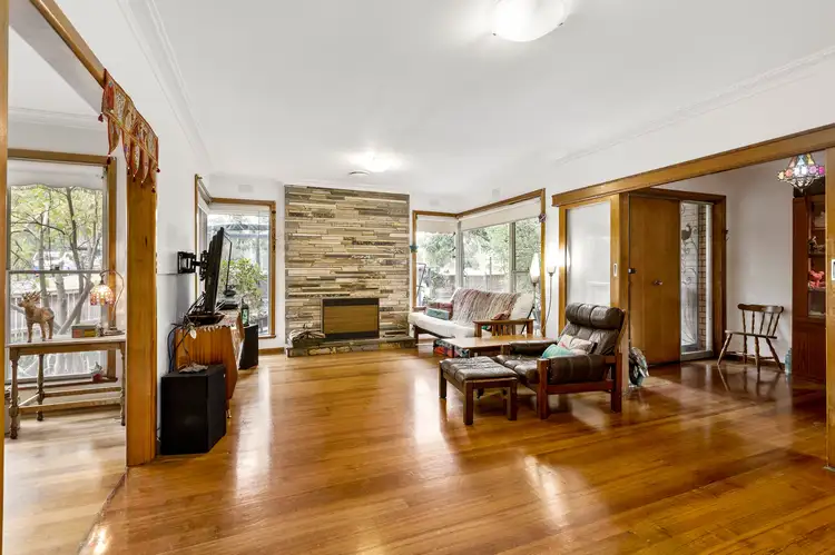 22 Dunfield Avenue, Mitcham VIC 3132
