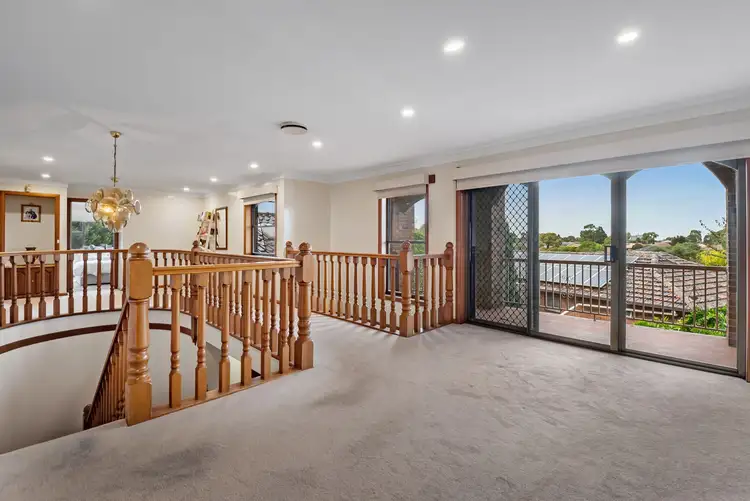 Fourth view of Homely house listing, 5 Wickham Court, Mill Park VIC 3082