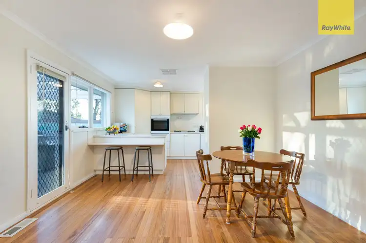 Second view of Homely house listing, 5 Cook Court, Sunbury VIC 3429