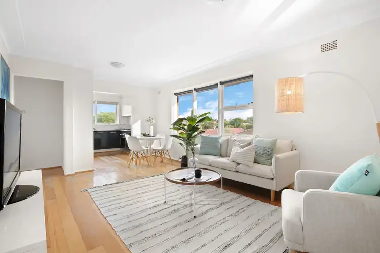 3/8 St Jude Crescent, Belmore NSW 2192