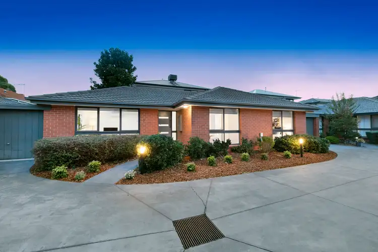 2/25-27 Ashleigh Avenue, Frankston VIC 3199