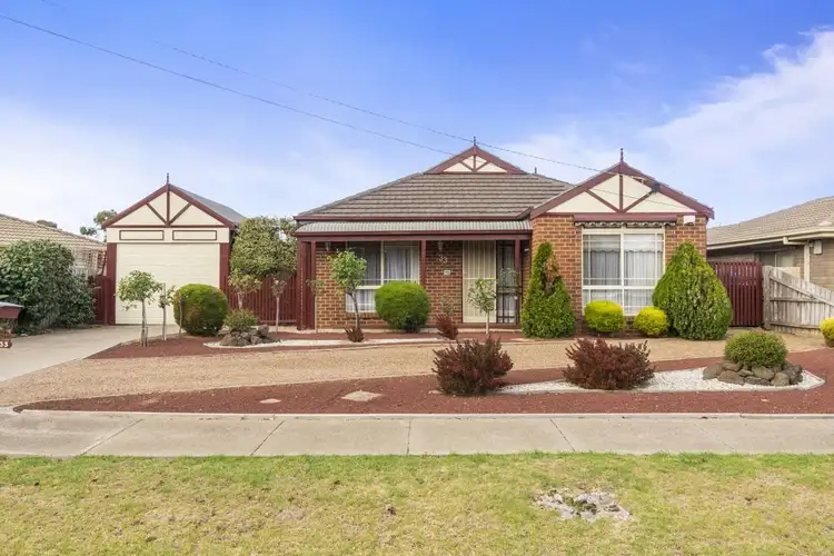 33 Argyle Crescent, Werribee VIC 3030