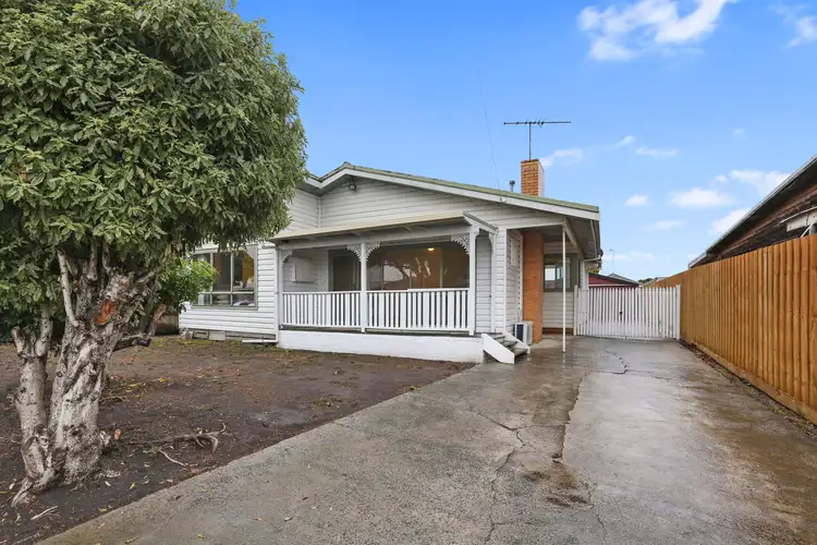 16 Kinnon Avenue, Belmont VIC 3216