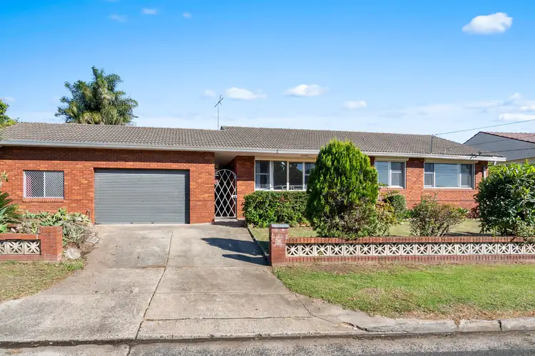 4 Cockburn Crescent, Fairfield East NSW 2165