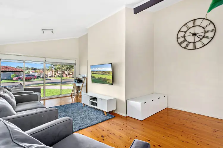 Second view of Homely house listing, 10 Camelot Place, Oak Flats NSW 2529