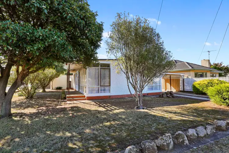 15 Canterbury Road East, Lara VIC 3212