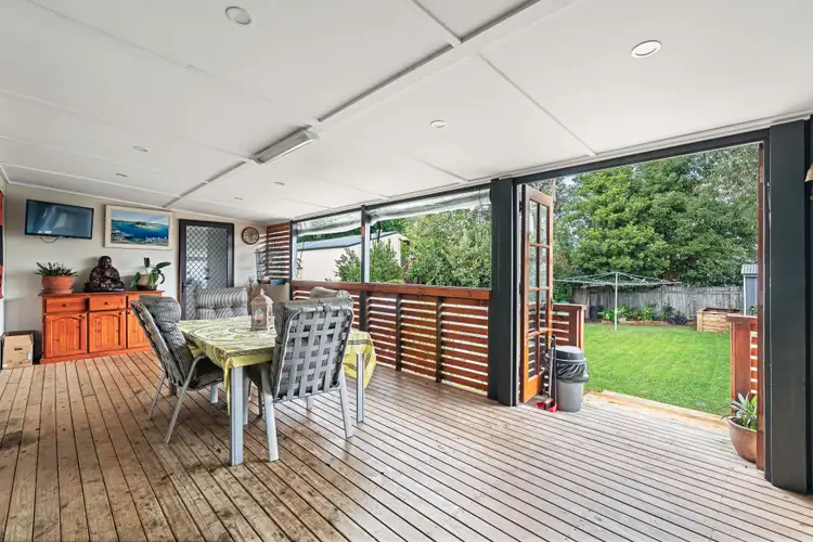 17 Peak Avenue, North Nowra NSW 2541