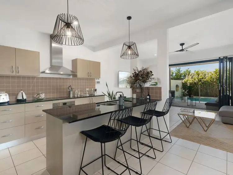 Fourth view of Homely other listing, 2/17 Bali Avenue, Palm Beach QLD 4221