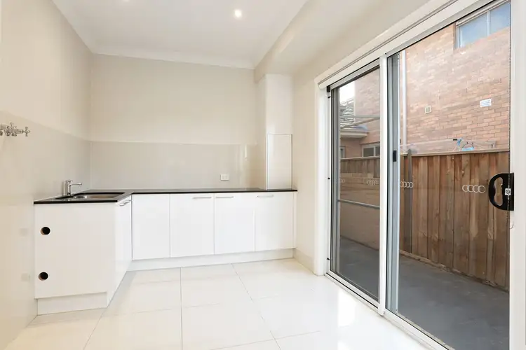 Seventh view of Homely house listing, 5 Coracle Drive, Sanctuary Lakes VIC 3030