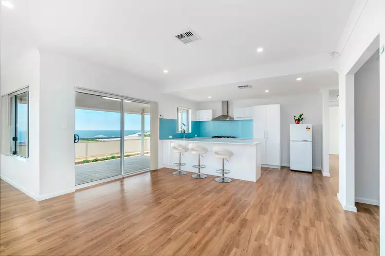 26 Jackson Loop