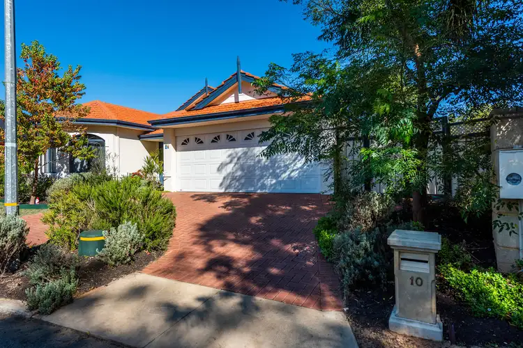 10 Foreshore Place, Gosnells WA 6110