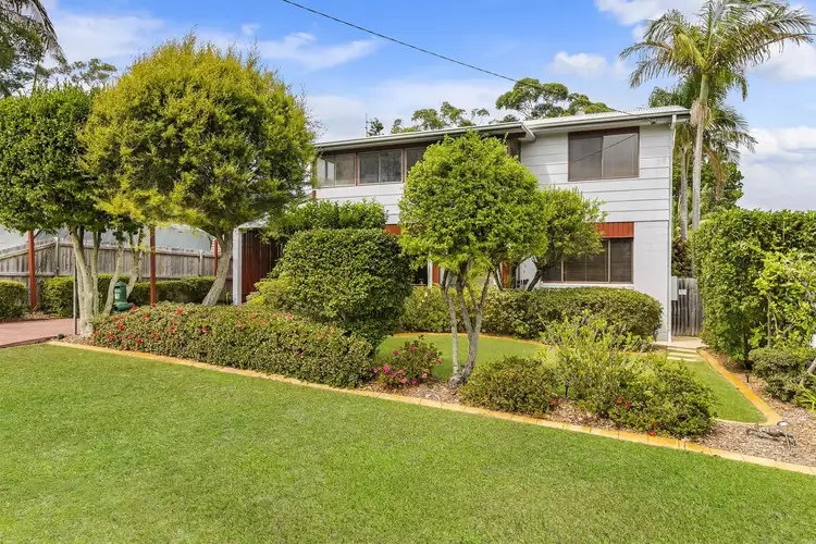 Second view of Homely house listing, 11 Keats Avenue, Bateau Bay NSW 2261