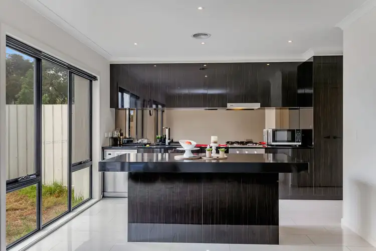 Fourth view of Homely townhouse listing, 3 Greenwich Crescent, Bundoora VIC 3083