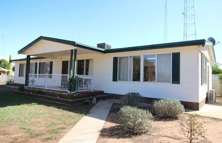 38 Lawrie Terrace, Waikerie SA 5330