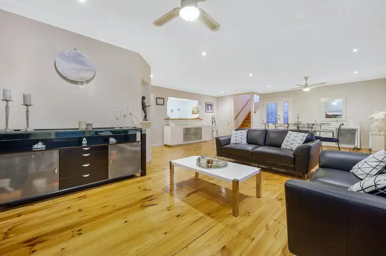 Third view of Homely house listing, 3 Simpson Drive, Mount Waverley VIC 3149