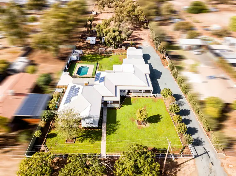 21-23 Hotham Street, Rochester VIC 3561