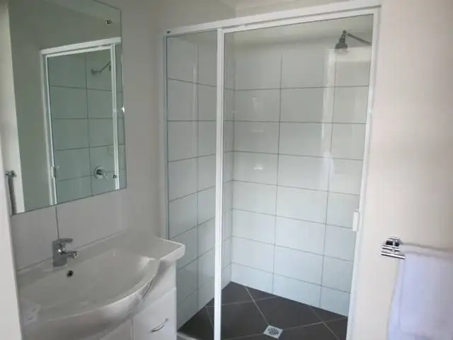 Sixth view of Homely unit listing, 2/18 Theresa Street, Emerald QLD 4720