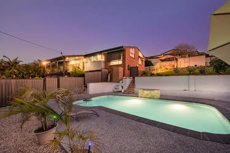 1 Paisley Court, Mount Warren Park QLD 4207