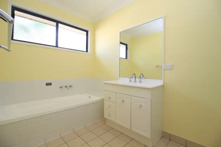 Seventh view of Homely house listing, 3/87 Roberts Street, Emerald QLD 4720