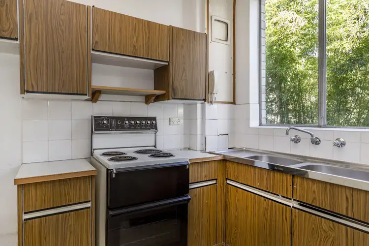 Second view of Homely studio listing, 8/90-92 Elizabeth Bay, Elizabeth Bay NSW 2011