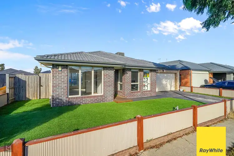Second view of Homely house listing, 4 Cutleaf Crescent, Tarneit VIC 3029