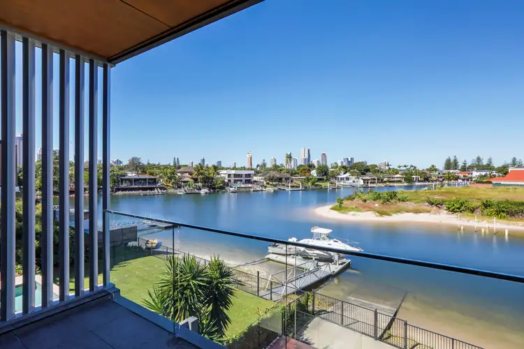 1/98 Monaco Street, Broadbeach Waters QLD 4218