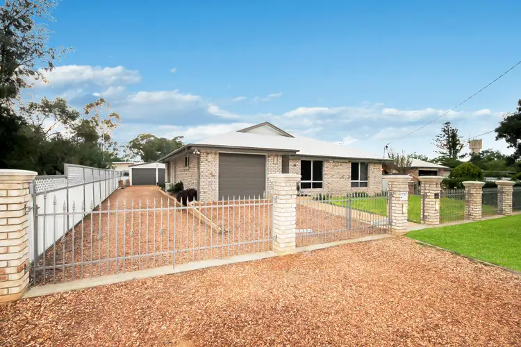 21 Pratten Street, Dalby QLD 4405