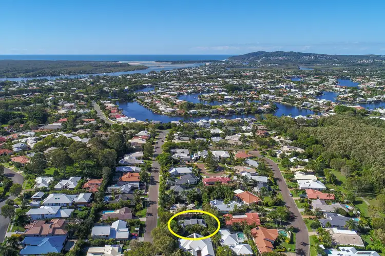 17 Seacove Court, Noosa Waters QLD 4566