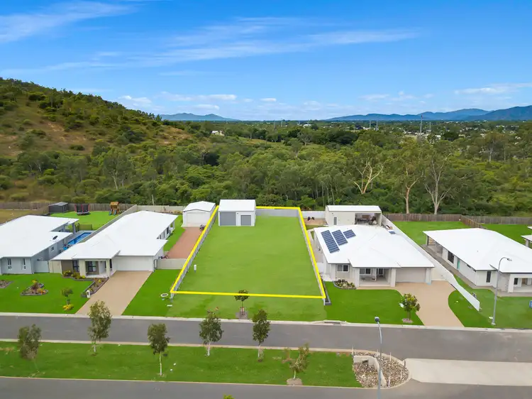 14 Hamptongrove Boulevard, Mount Louisa QLD 4814