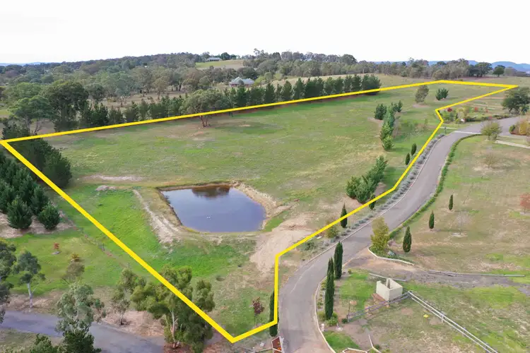 19 Park Close, Goulburn NSW 2580