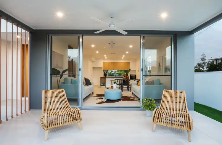 45 Stradbroke Street, Biggera Waters QLD 4216