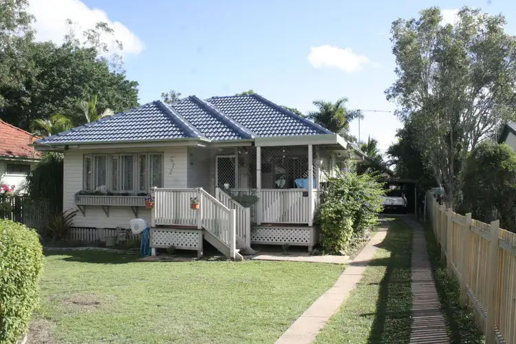 Second view of Homely house listing, 8 Crosshill Street, Leichhardt QLD 4305