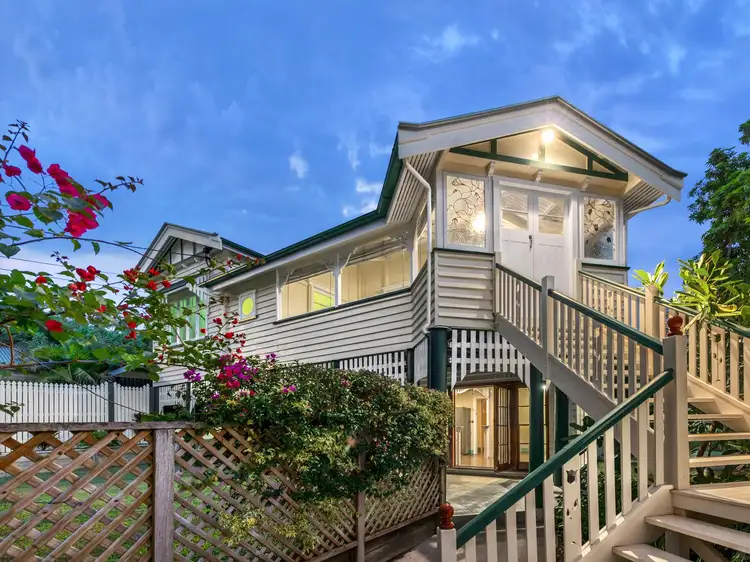 81 Lloyd Street, Camp Hill QLD 4152