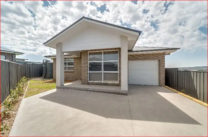 6a Bigwood Place, Goulburn NSW 2580