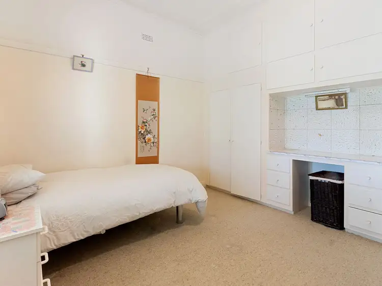 Fourth view of Homely house listing, 5 The Avenue, Seymour VIC 3660