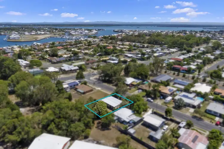 7 Alpinia Avenue, Banksia Beach QLD 4507