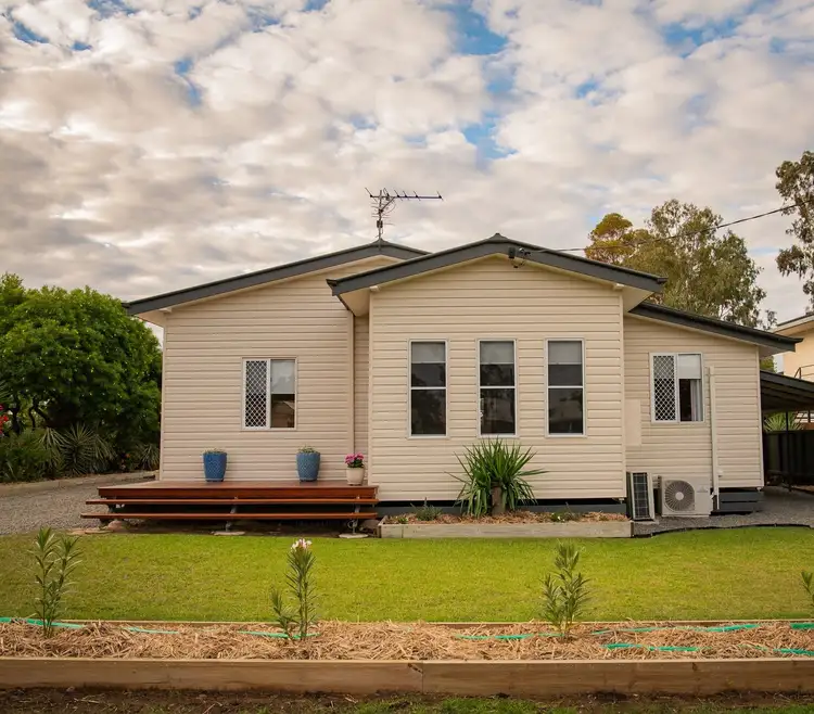 129 Miscamble Street, Roma QLD 4455