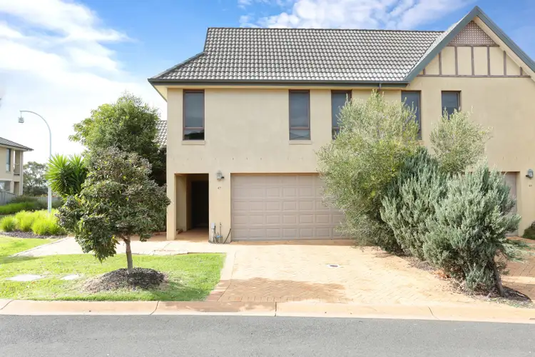 47/1 Greg Norman Drive, Sanctuary Lakes VIC 3030