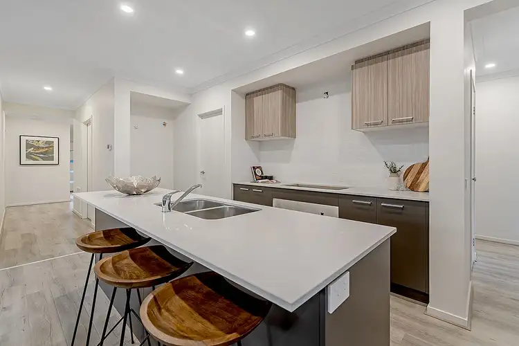 Sixth view of Homely house listing, 27 Kangaroo Road, Craigieburn VIC 3064