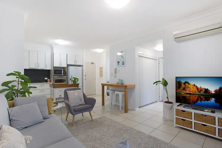 Sixth view of Homely unit listing, 2/2312 'Sunrise Cove' 2312 Gold Coast Highway, Mermaid Beach QLD 4218