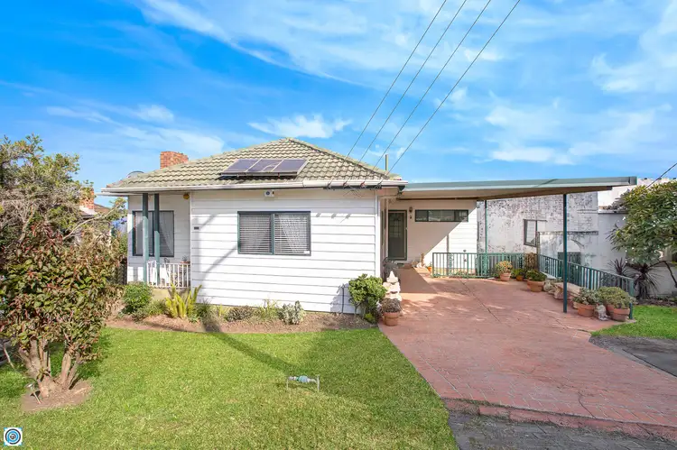 21 Northcliffe Drive, Lake Heights NSW 2502